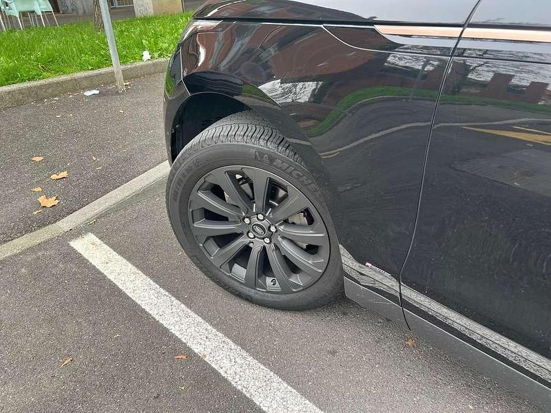 Usata Land Rover Range Rover Velar R-Dynamic 179 CV (131 kW) 2019 Nero SUV