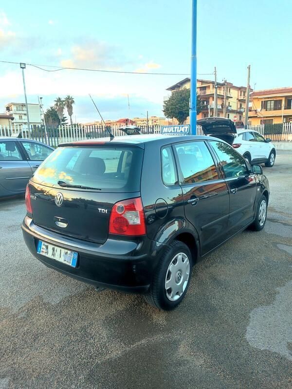 Usata VW Polo Comfortline 75 CV (55 kW) 2002 Nero Utilitaria