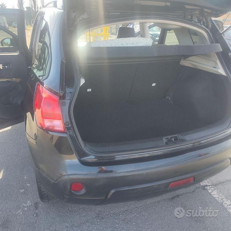 Usata Nissan Qashqai 115 CV (84 kW) 2009 Nero SUV