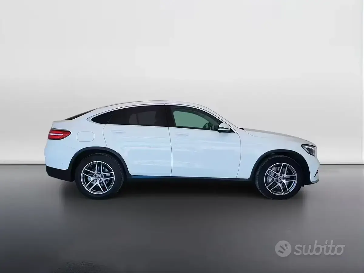 Usata Mercedes GLC220 Premium 170 CV (125 kW) 2018 Bianco SUV