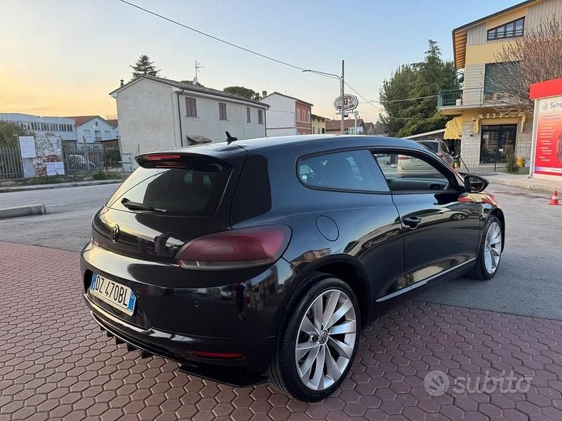 Usata VW Scirocco 140 CV (102 kW) 2009 Nero Coupé