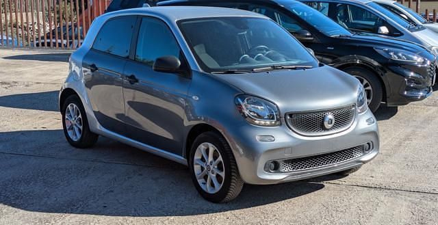 Usata Smart ForFour 71 CV (52 kW) 2017 Grigio Utilitaria
