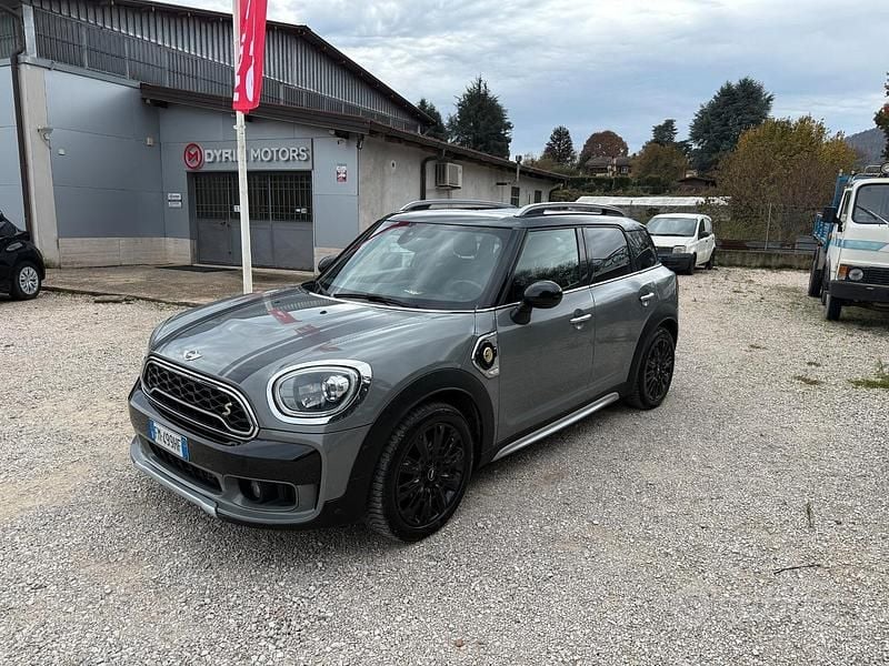 Grigio Usata 2017 Mini Cooper Countryman Hype SUV | 10.890 € (Ottimo prezzo) - Immagine 1/4