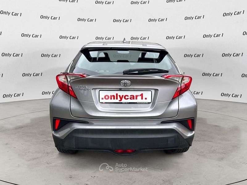 Usata Toyota C-HR Active 116 CV (85 kW) 2018 Grigio SUV