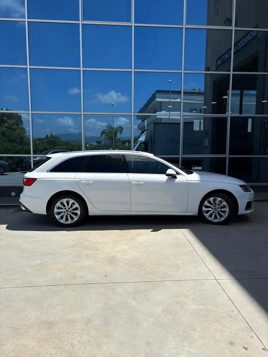 Usata Audi A4 Advanced 163 CV (119 kW) 2020 Bianco Station wagon