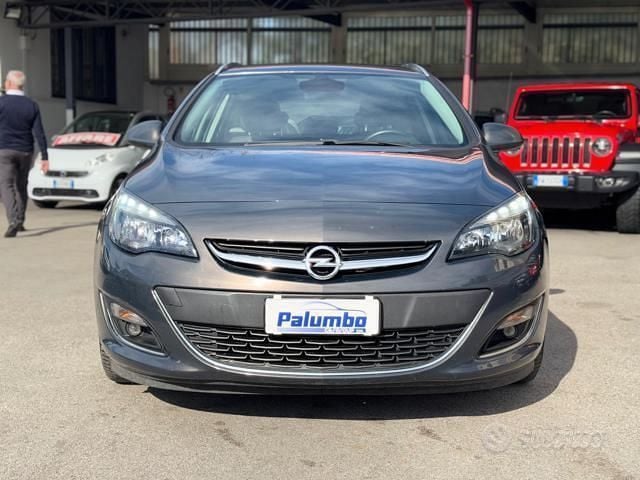 Usata Opel Astra Cosmo 140 CV (102 kW) 2016 Grigio Station wagon