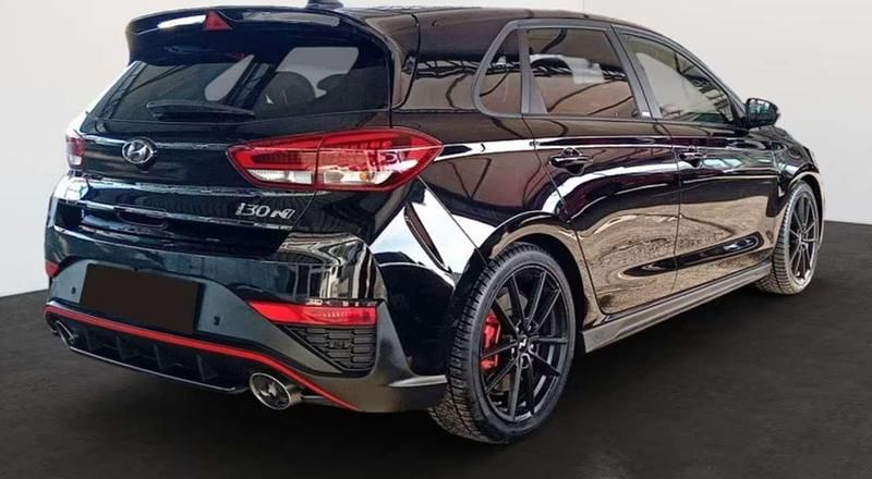 Usata Hyundai i30 N Performance 280 CV (205 kW) 2022 Nero metallizzato Berlina