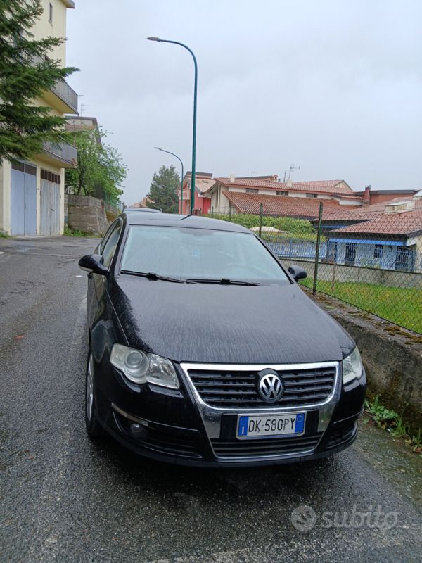 Nero Usata 2006 VW Passat Tre volumi | 3000 € (Buon prezzo) - Immagine 1/4