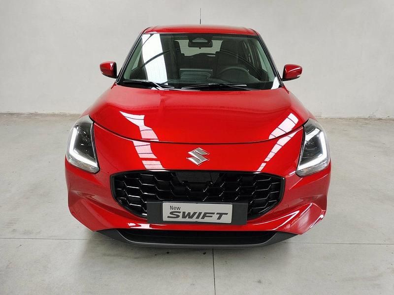 Nuova Suzuki Swift 83 CV (61 kW) 2025 Rosso Utilitaria