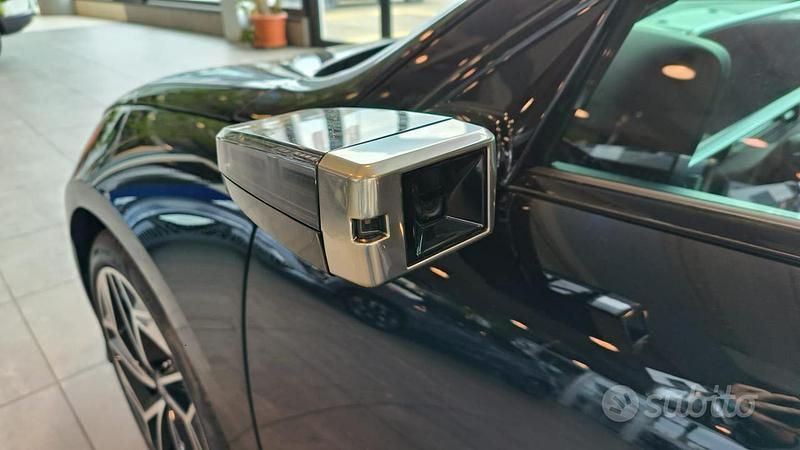 Usata Hyundai Ioniq 6 80 kW (110 CV) 2023 Nero Berlina