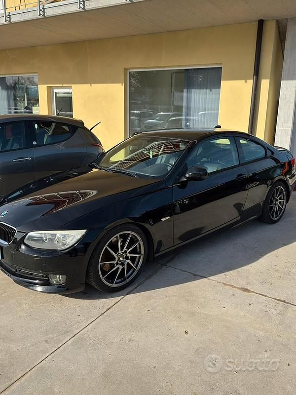 Usata BMW 320 184 CV (135 kW) 2009 Nero Coupé