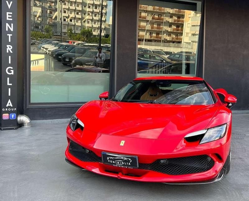 Usata Ferrari 296 830 CV (610 kW) 2022 Other Coupé