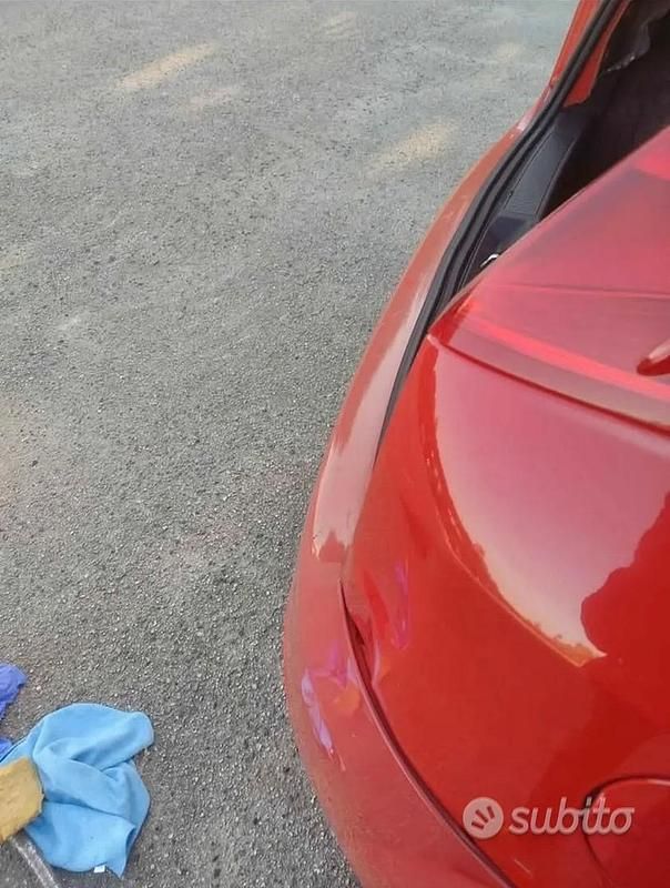 Usata Fiat Grande Punto 77 CV (56 kW) 2009 Rosso Utilitaria