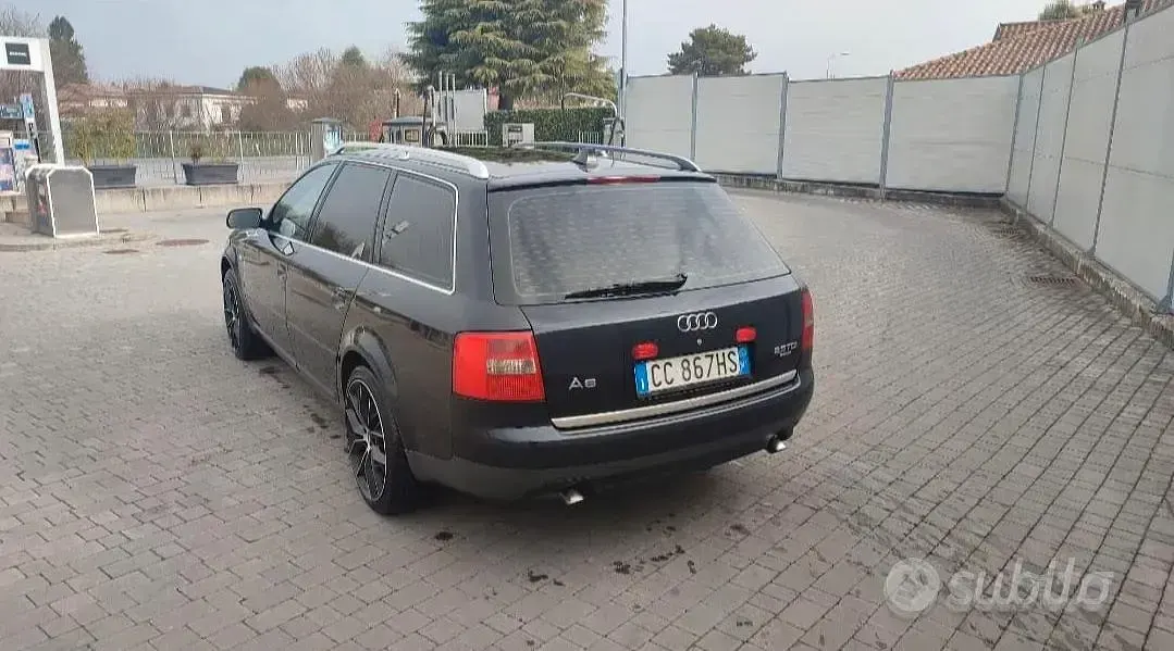 Usata Audi A6 180 CV (132 kW) 2002 Nero Station wagon