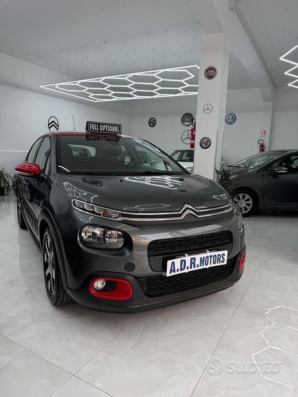 Usata Citroën C3 Shine 74 CV (54 kW) 2017 Grigio Berlina