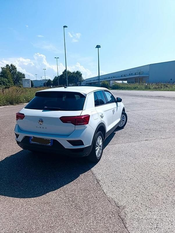 Usata VW T-Roc Advance 116 CV (85 kW) 2019 Bianco SUV