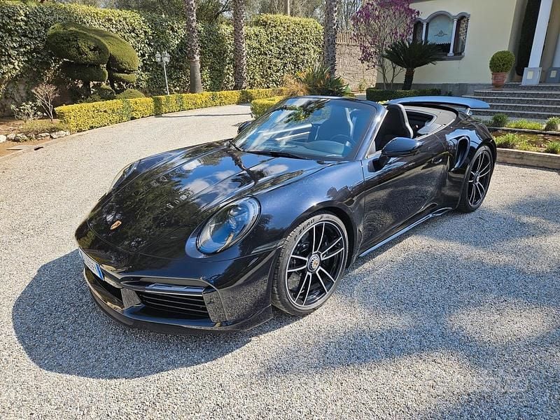 Usata Porsche 911 Turbo S Cabriolet 650 CV (478 kW) 2022 Nero Cabrio