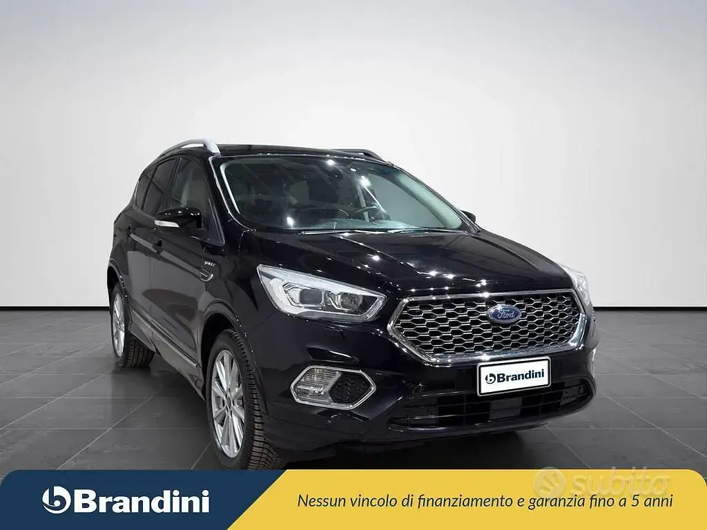 Usata Ford Kuga Vignale 150 CV (110 kW) 2018 Nero cinema SUV