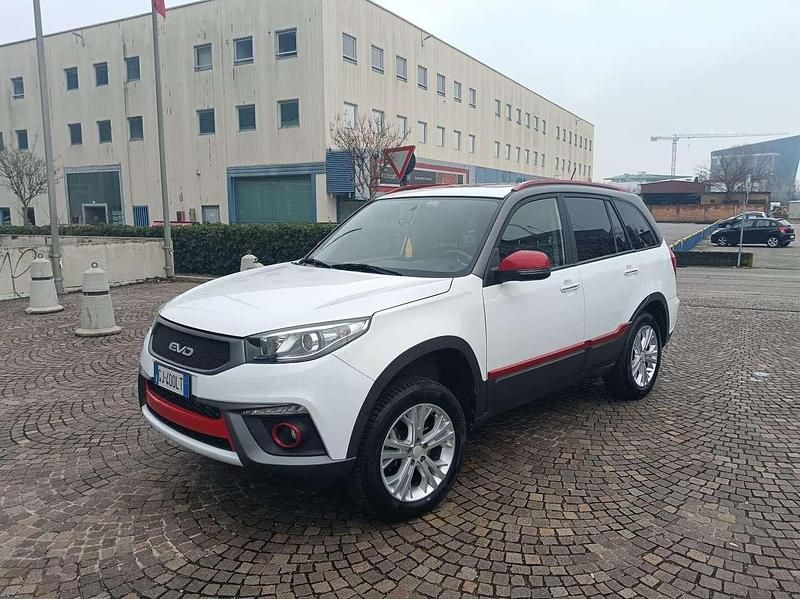 Usata DR EVO5 126 CV (92 kW) 2022 Bianco SUV