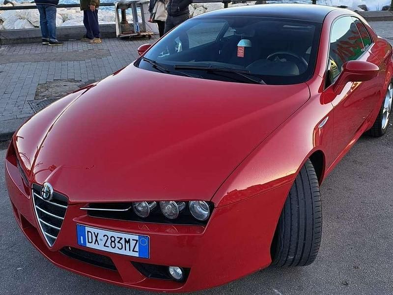 Rosso Usata 2009 Alfa Romeo Brera Coupé | 18.000 € (Buon prezzo) - Immagine 1/4