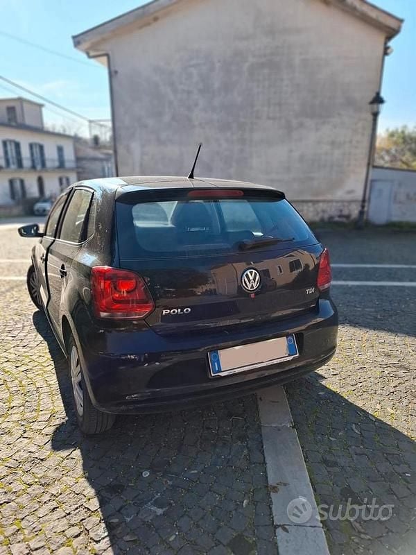 Usata VW Polo Comfortline 75 CV (55 kW) 2013 Nero Berlina