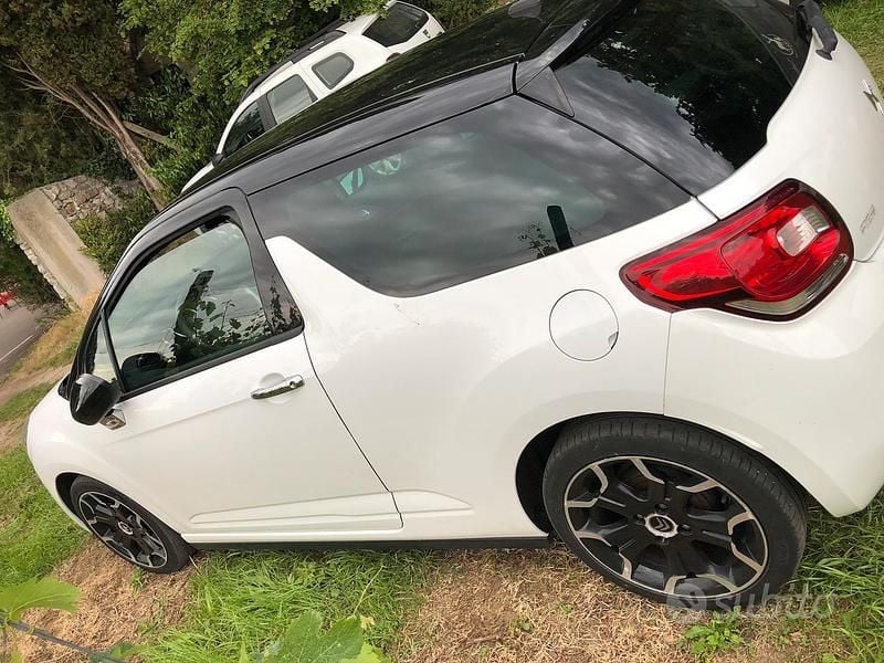 Usata Citroën DS3 95 CV (69 kW) 2012 Bianco Utilitaria