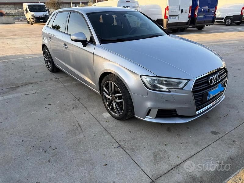 Usata Audi A3 Sport 2017 Grigio Berlina