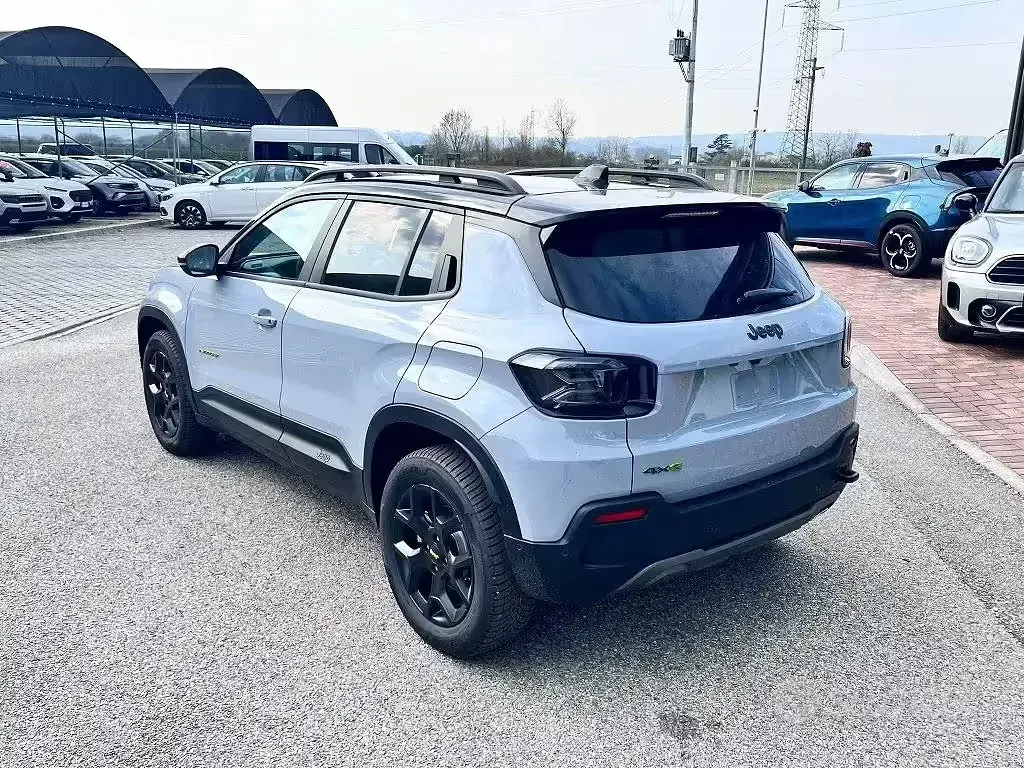Novo Jeep Avenger North 136 HP (100 kW) 2026 Cinzento SUV