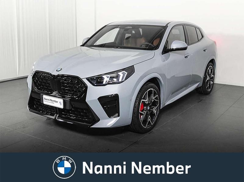 Grigio Nuova 2025 BMW X2 M Sport SUV | 53.900 € (Cara) - Immagine 1/4