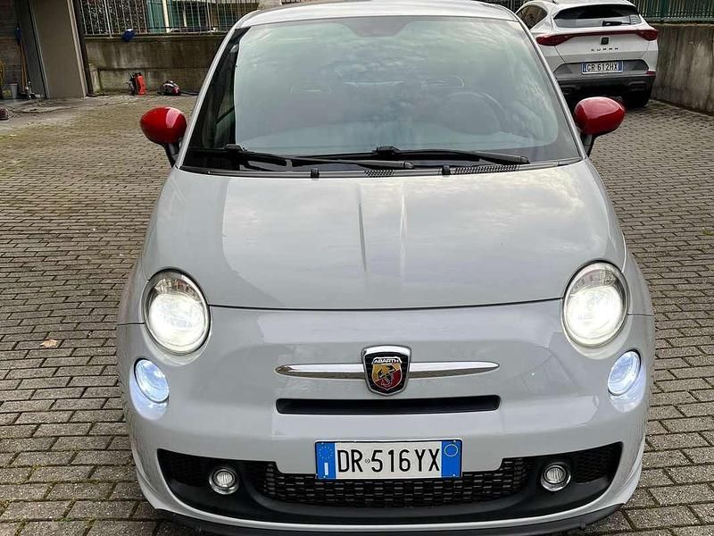 Usata Abarth 500 135 CV (99 kW) 2008 Grigio Utilitaria
