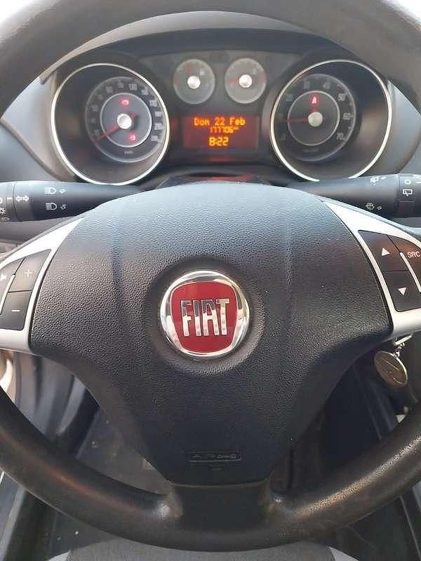 Usata Fiat Punto Evo Dynamic 95 CV (69 kW) 2012 Utilitaria