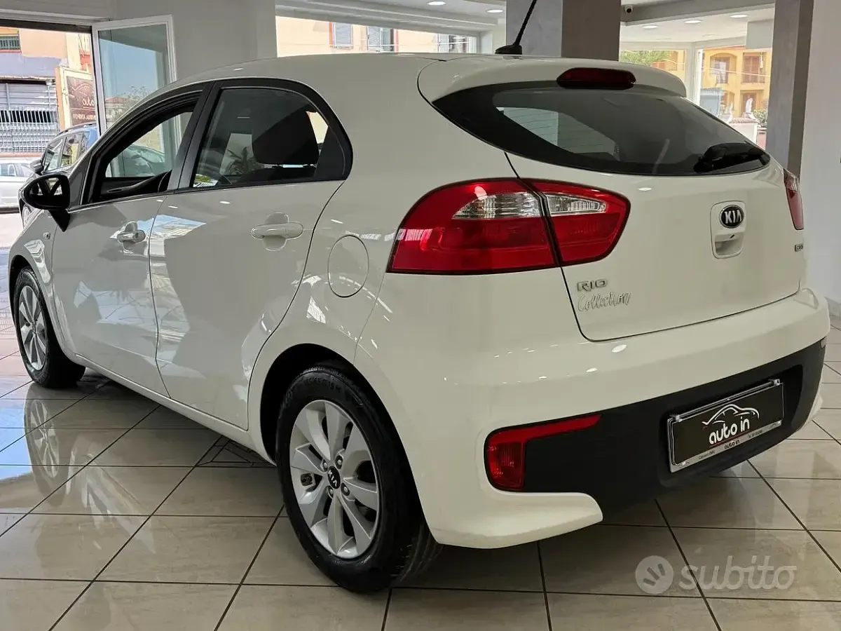 Usata Kia Rio 75 CV (55 kW) 2016 Bianco Utilitaria