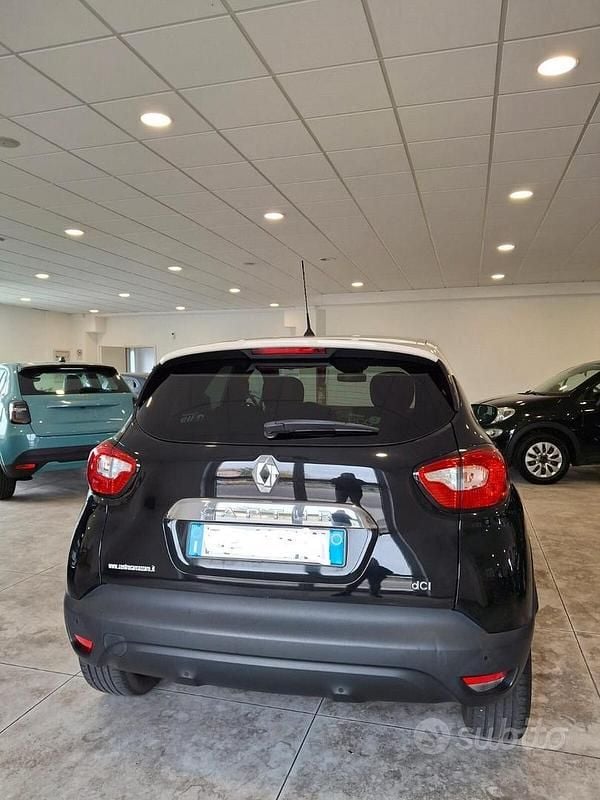 Usata Renault Captur Intens 90 CV (66 kW) 2016 Nero SUV
