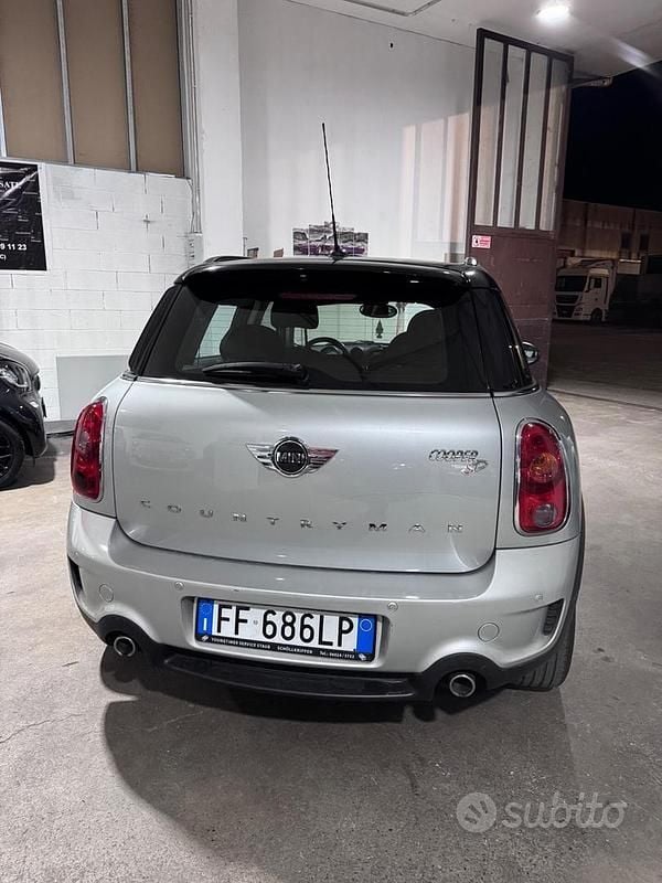 Usata Mini Park Lane Countryman 142 CV (104 kW) 2016 Grigio SUV