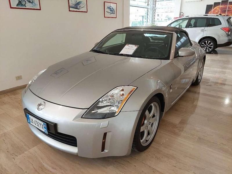 Usata Nissan 350Z 280 CV (205 kW) 2006 Argento metallizzato Cabrio