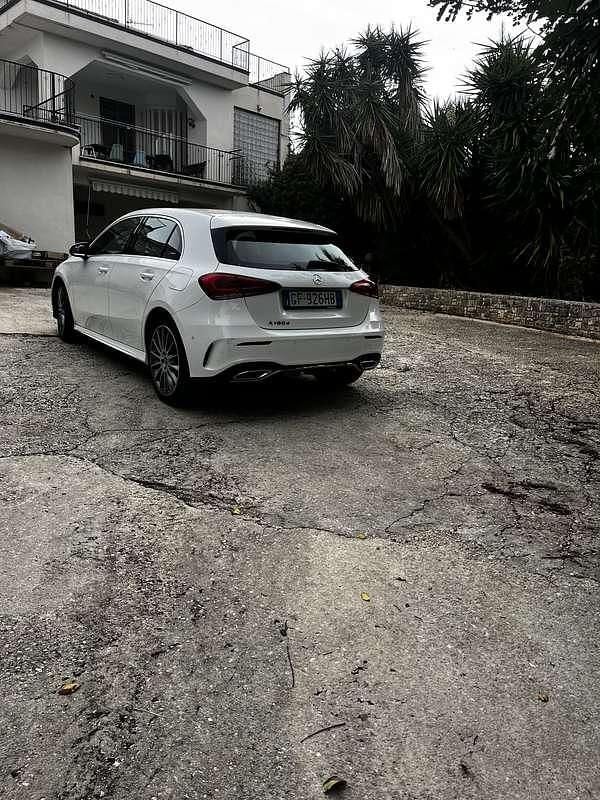 Usata Mercedes A180 Premium 116 CV (85 kW) 2021 Berlina