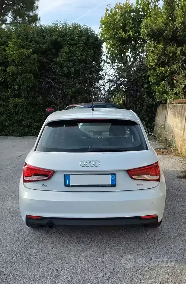 Usata Audi A1 116 CV (85 kW) 2015 Bianco Utilitaria