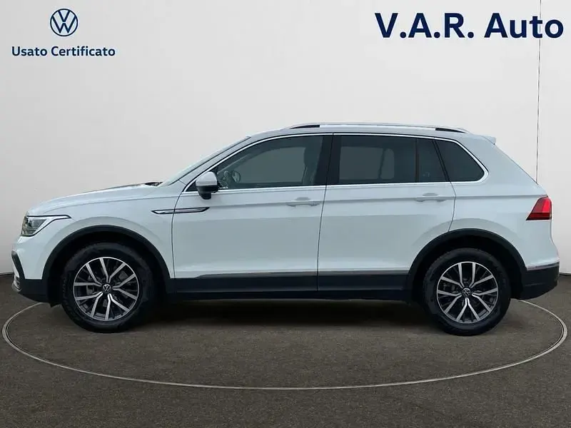 Usado VW Tiguan Life 150 HP (110 kW) 2021 Other SUV