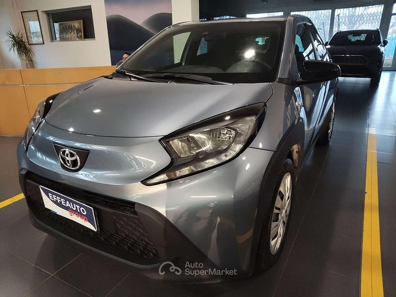 Usata Toyota Aygo X Active 72 CV (52 kW) 2025 Blu SUV