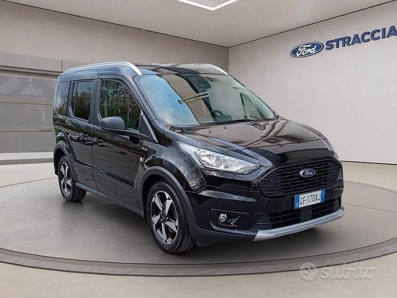 Usata Ford Tourneo Active 120 CV (88 kW) 2021 Nero metallizzato Berlina