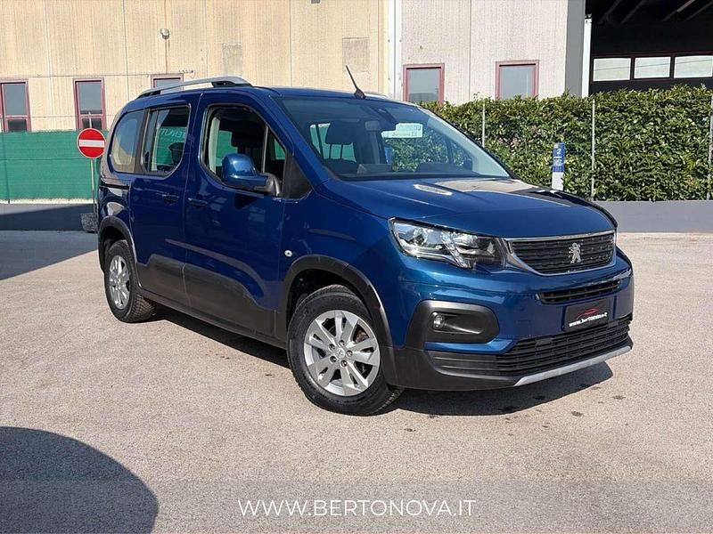 Usata Peugeot Rifter Allure 102 CV (75 kW) 2020 Blu/azzurro Monovolume