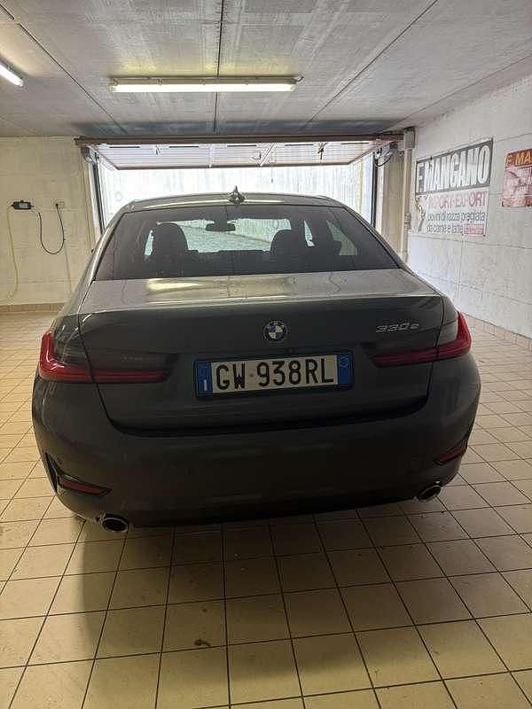 Usata BMW 330e Sport Line 245 CV (180 kW) 2021 Berlina