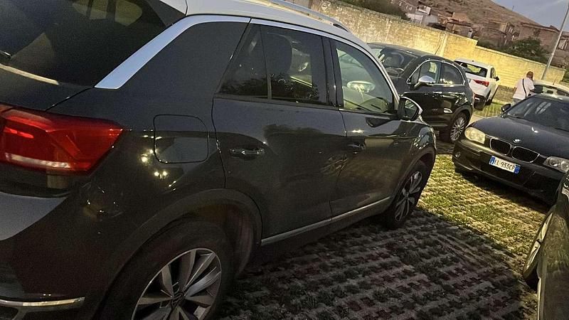 Usata VW T-Roc Business 116 CV (85 kW) 2021 SUV