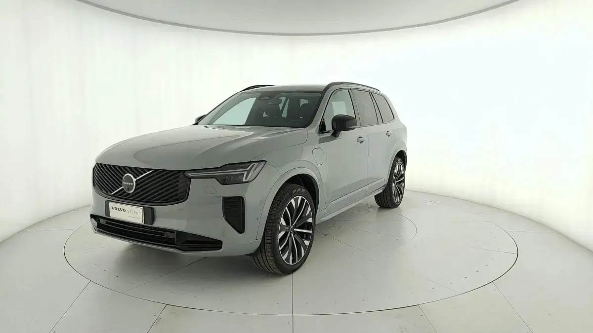 Usata Volvo XC90 Plus 455 CV (334 kW) 2025 SUV