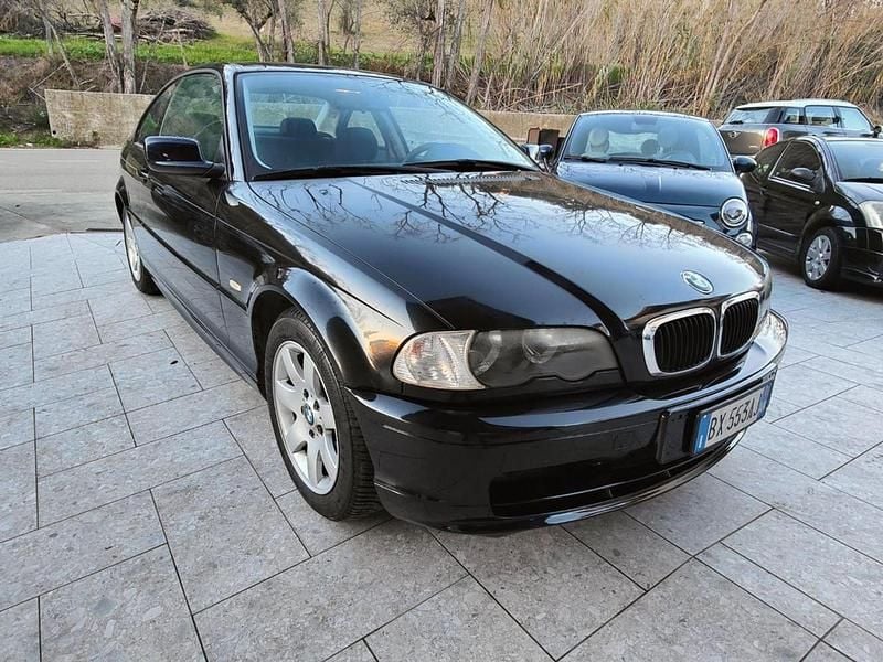 Blu/azzurro Usata 2002 BMW 318 Coupé | 4500 € (Ottimo prezzo) - Immagine 1/4