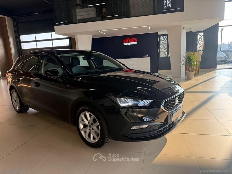 Usata Seat Leon XCELLENCE 110 CV (80 kW) 2022 Nero Berlina