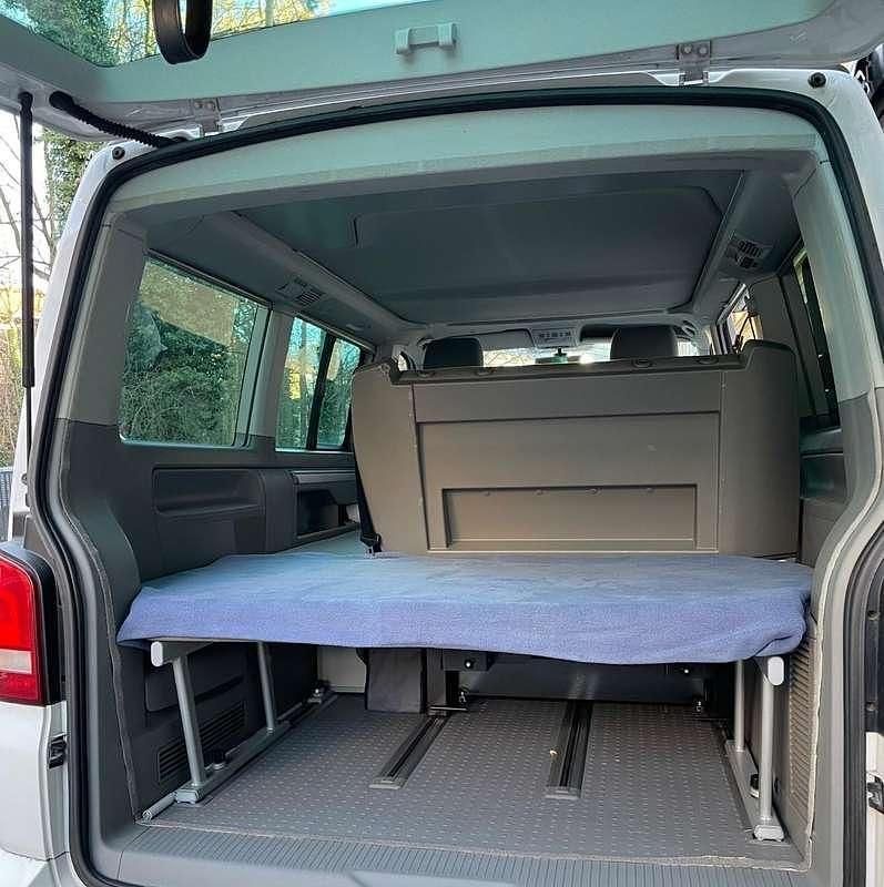 Usata VW California Beach 140 CV (102 kW) 2012 Bianco Furgone