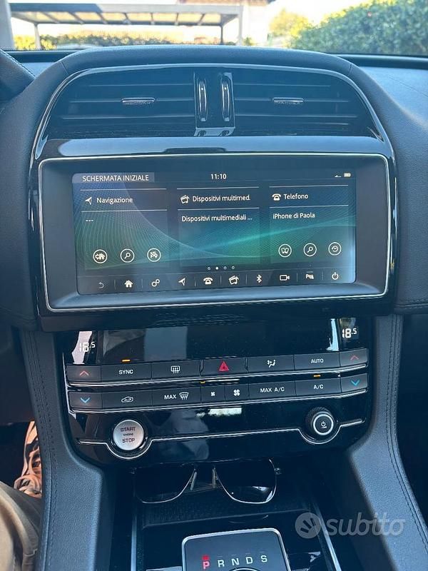 Usata Jaguar F-Pace 180 CV (132 kW) 2019 Grigio SUV