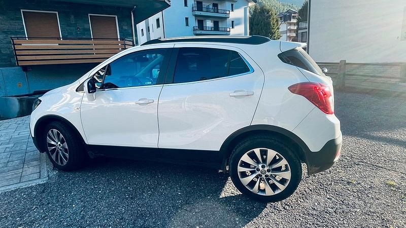 Usata Opel Mokka 136 CV (100 kW) 2016 Bianco SUV
