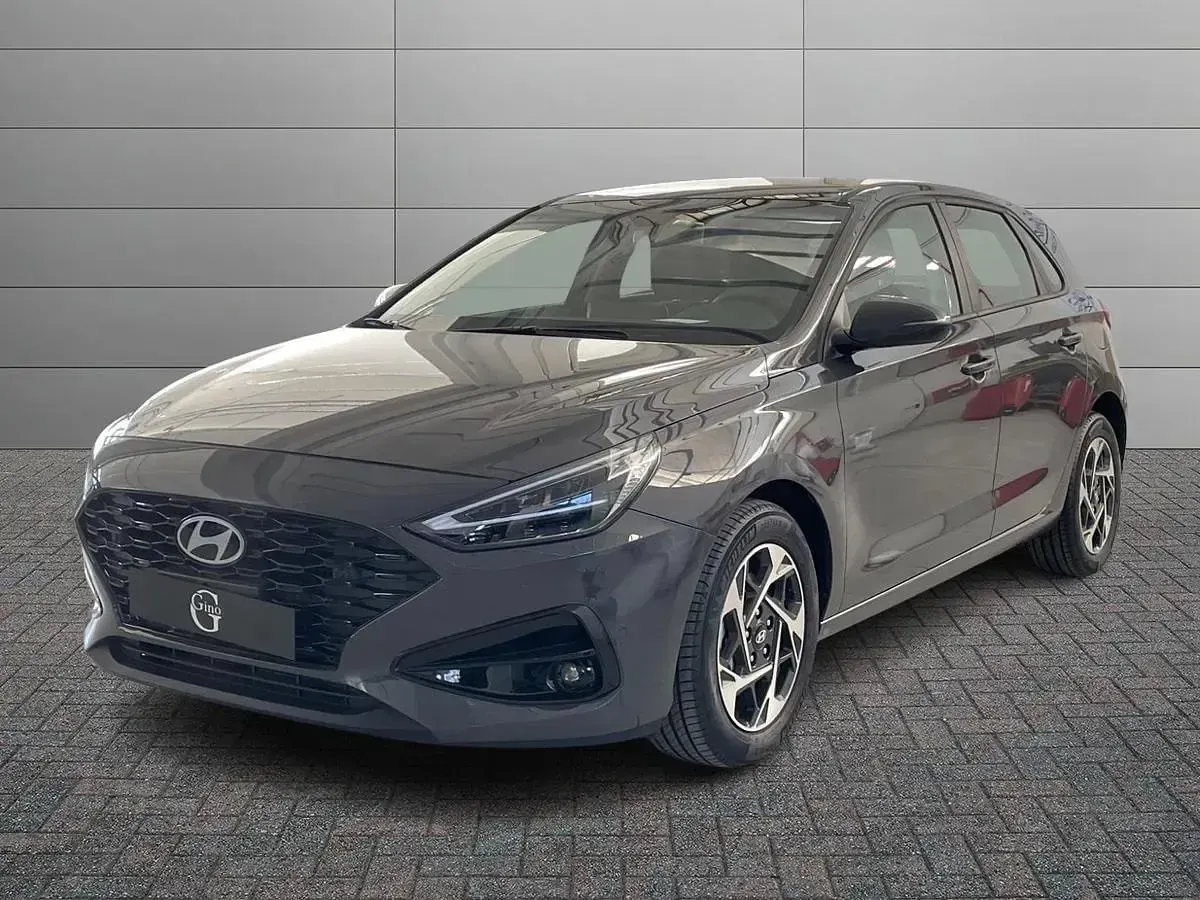 Nuova Hyundai i30 100 CV (73 kW) 2026 Ecotronic gray pearl Berlina